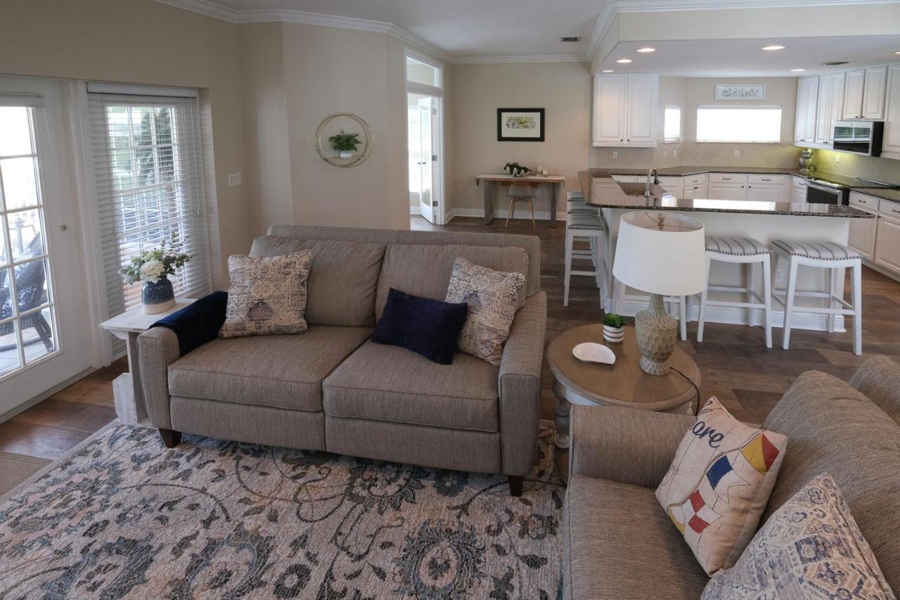 Hibiscus Hideaway Condo Walk To Historic Bridge St Bradenton Beach Exterior foto